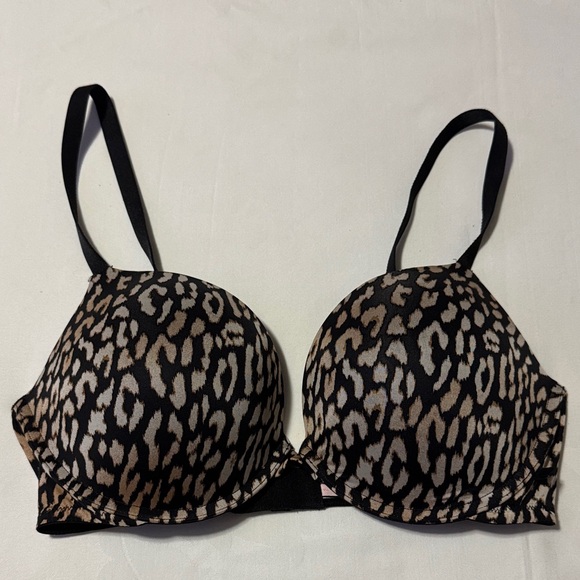 Victoria's Secret Other - Victorias Secret Leopard Print push-up Bra. Size 36D